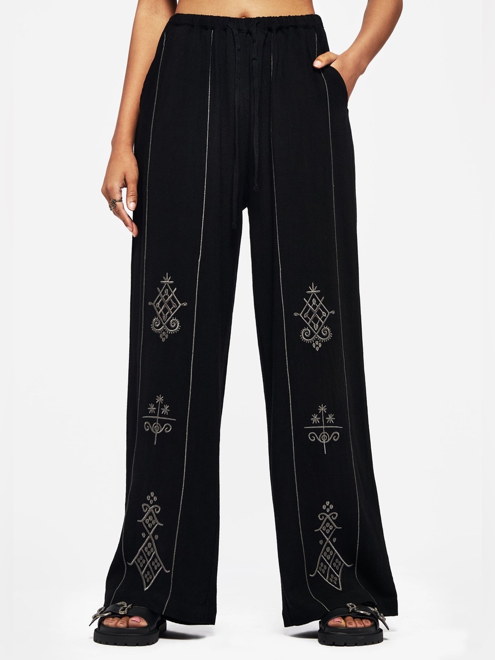 NWT Disturbia Merrymount Embroidered Wide Leg Trouser US 2 / UK 6